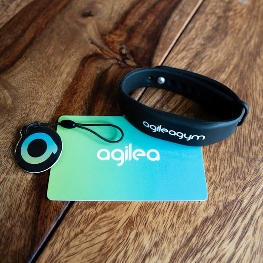 Bild mit Transponderkarten, Transponderarmbänder und Transponderanhänger von agilea.