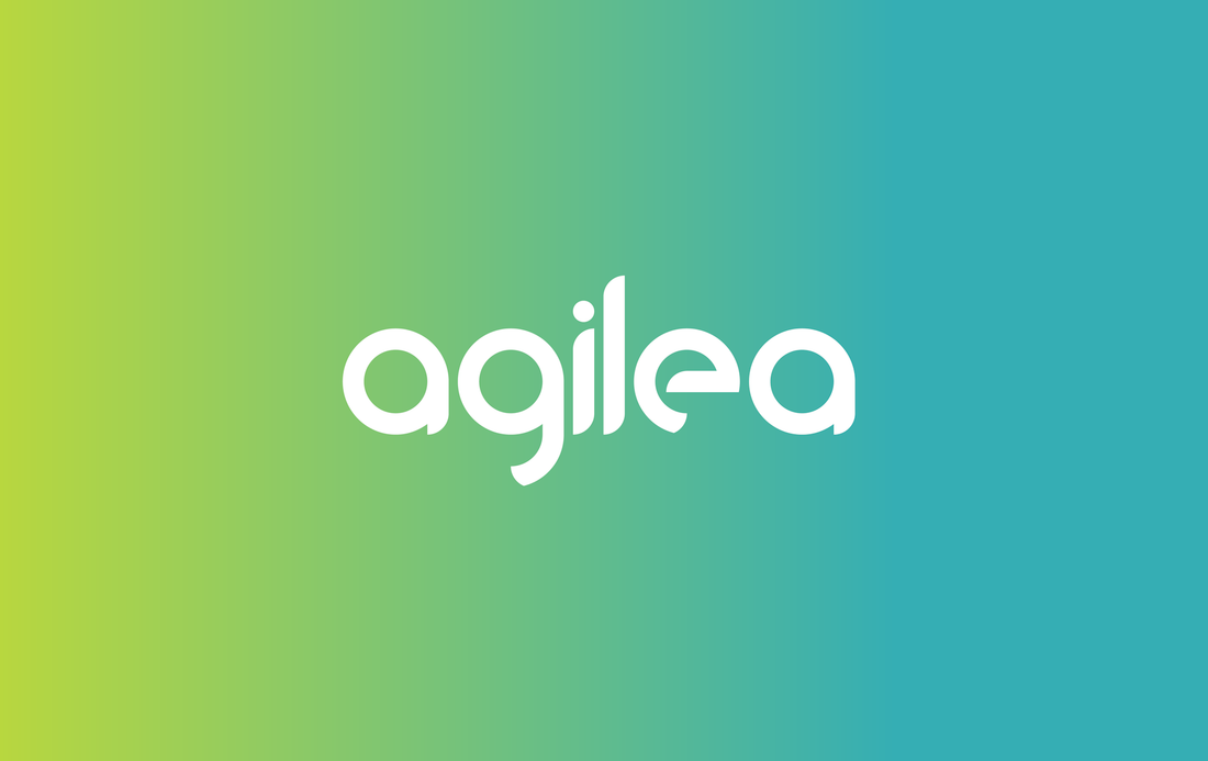 agilea Hintergrund in Verlauf-Farben von Gelb bis Türkis mit passendem agilea-Logo als Karte